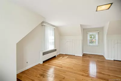 5 Mayfair Lane, Hicksville, NY 11801 - Photo 28