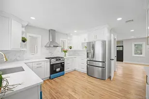 105 Moore St, New Hyde Park, NY 11040 - Photo 8