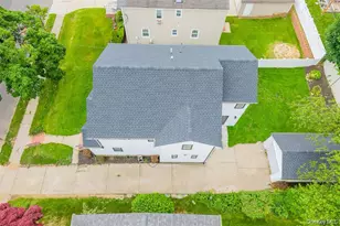 105 Moore St, New Hyde Park, NY 11040 - Photo 34