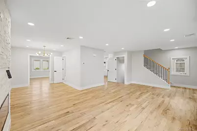 105 Moore Street, New Hyde Park, NY 11040 - Photo 20