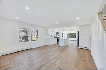 624 Townline Road, Hauppauge, NY 11788 - Photo 12