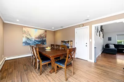 71 Triangle Lane, Calverton, NY 11933 - Photo 26