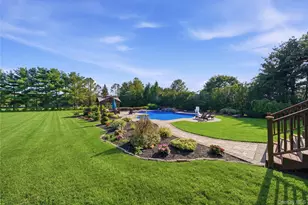 71 Triangle Ln, Calverton, NY 11933 - Photo 16