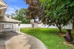 235 N Kings Ave, Massapequa, NY 11758 - Photo 20