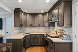 235 N Kings Ave, Massapequa, NY 11758 - Photo 8