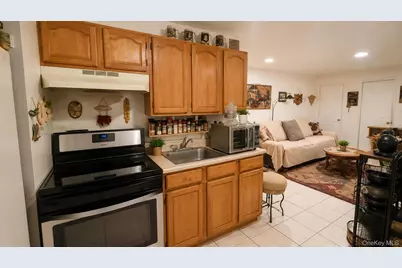 135-14 120th Avenue, Ozone Park, NY 11420 - Photo 18