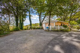 10 Acorn Path, Calverton, NY 11933 - Photo 30