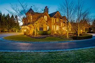 26 The Helm, East Islip, NY 11730 - Photo 4