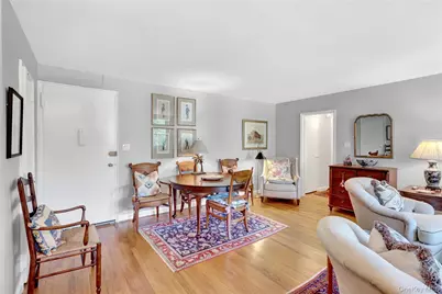 101 2nd Street #B11, Garden City, NY 11530 - Photo 6