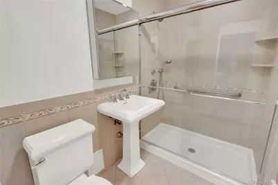 101 2nd Street #B11, Garden City, NY 11530 - Photo 12