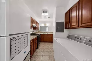 2069 Cicero Ave, Bronx, NY 10473 - Photo 20