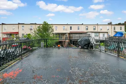 2069 Cicero Avenue, Bronx, NY 10473 - Photo 16