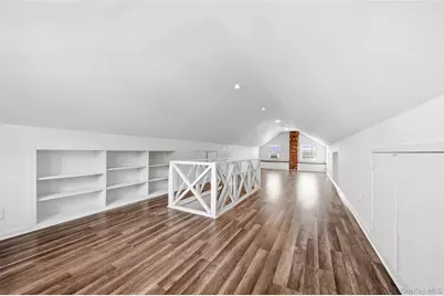 31 Martha Street, Freeport, NY 11520 - Photo 18