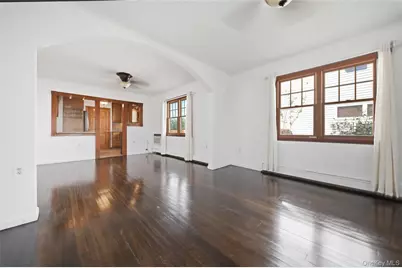 31 Martha Street, Freeport, NY 11520 - Photo 6
