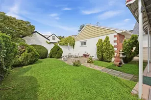 2320 Saratoga St, Oceanside, NY 11572 - Photo 24