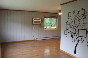 92 Lombardy Dr, Shirley, NY 11967 - Photo 2