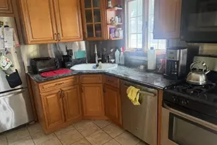 391 Ferris Rd, Seaford, NY 11783 - Photo 4