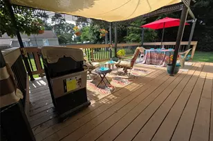 33 Elmwood Ave, Selden, NY 11784 - Photo 32