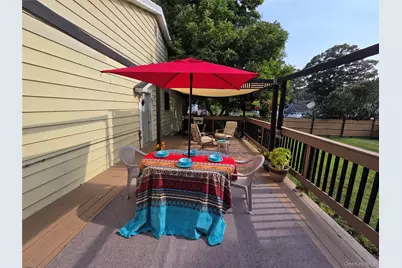 33 Elmwood Avenue, Selden, NY 11784 - Photo 34