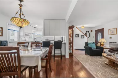 210 N 5th Street, Bethpage, NY 11714 - Photo 12