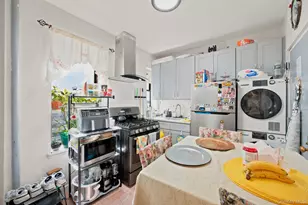 350 S 4th St, Brooklyn, NY 11211 - Photo 4