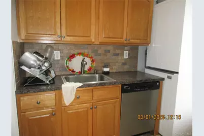 67-43 79th Street, Middle Village, NY 11379 - Photo 6