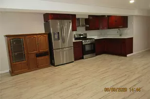 67-43 79th St, Middle Village, NY 11379 - Photo 18