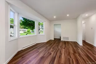 17 Lake Prom, Ronkonkoma, NY 11779 - Photo 4