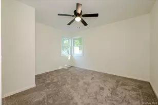 17 Lake Prom, Ronkonkoma, NY 11779 - Photo 14