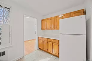 67-07 Yellowstone Blvd, Forest Hills, NY 11375 - Photo 6