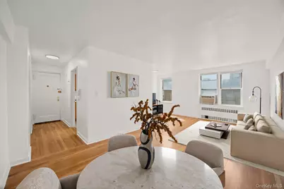 67-07 Yellowstone Boulevard #6F, Forest Hills, NY 11375 - Photo 2