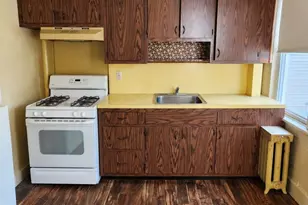 20-42 41st St, Astoria, NY 11105 - Photo 4