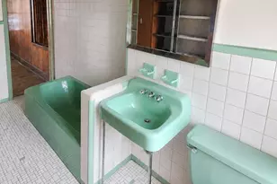 20-42 41st St, Astoria, NY 11105 - Photo 6