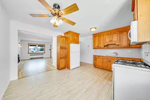 24-44 Ericsson St, East Elmhurst, NY 11369 - Photo 12