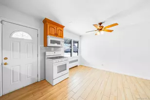 24-44 Ericsson St, East Elmhurst, NY 11369 - Photo 14