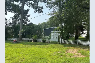 1661 Old Country Road #454, Riverhead, NY 11901 - Photo 6