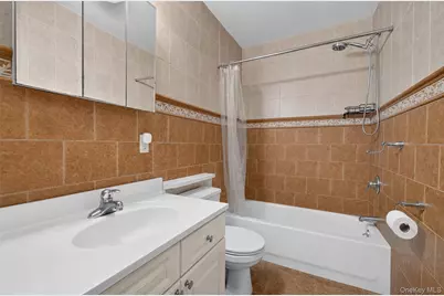 61-49 Grand Avenue, Maspeth, NY 11378 - Photo 16