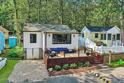 25 Cottage Road, Calverton, NY 11933 - Photo 4