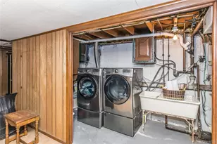 1761 Harold Ave, Wantagh, NY 11793 - Photo 40