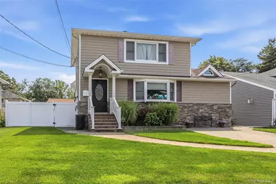 1761 Harold Avenue, Wantagh, NY 11793 - Photo 2