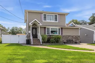 1761 Harold Ave, Wantagh, NY 11793 - Photo 2