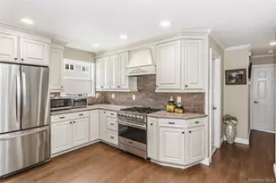 1761 Harold Ave, Wantagh, NY 11793 - Photo 16