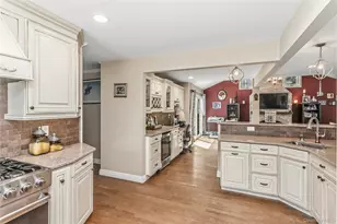 1761 Harold Ave, Wantagh, NY 11793 - Photo 14