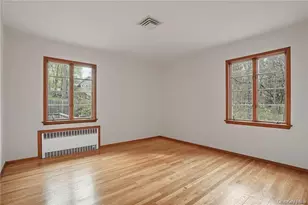17 Brookside Ave, Airmont, NY 10901 - Photo 6