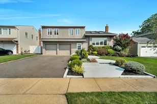 3087 Lydia Ln, Bellmore, NY 11710 - Photo 2