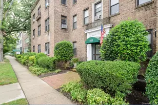222 7th St, Garden City, NY 11530 - Photo 2