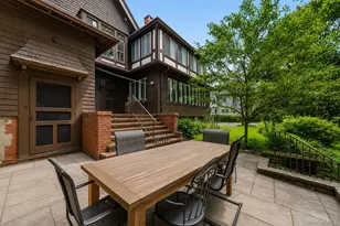 83 Hooker Ave, Poughkeepsie, NY 12601 - Photo 4