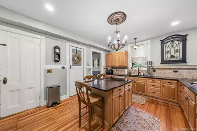83 Hooker Avenue, Poughkeepsie, NY 12601 - Photo 20
