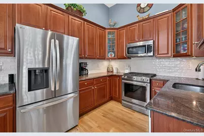 45 Tiffany Way, Nesconset, NY 11767 - Photo 8