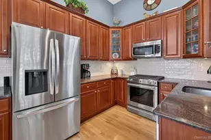45 Tiffany Way, Nesconset, NY 11767 - Photo 8